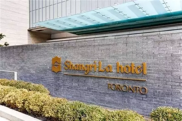 180 University AVE #4807, Toronto C01, ON M5H 0A2