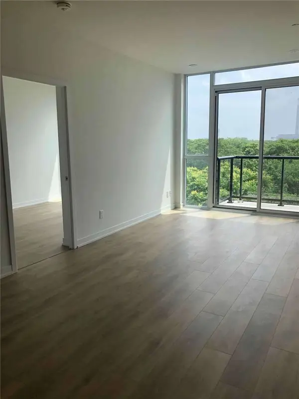 Toronto E01, ON M4M 1J4,899 Queen ST E #610