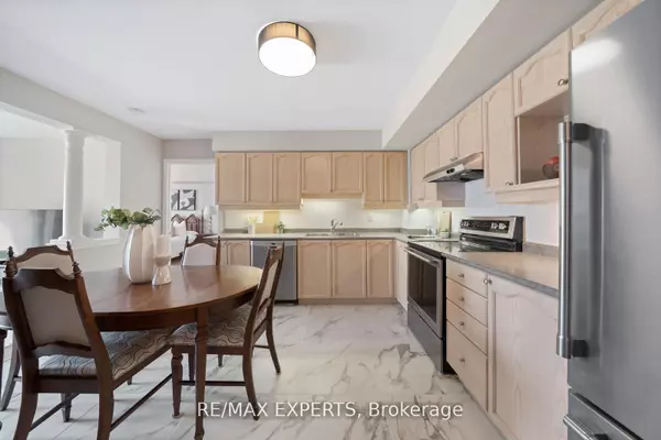 Vaughan, ON L4K 5R1,2500 Rutherford RD #213