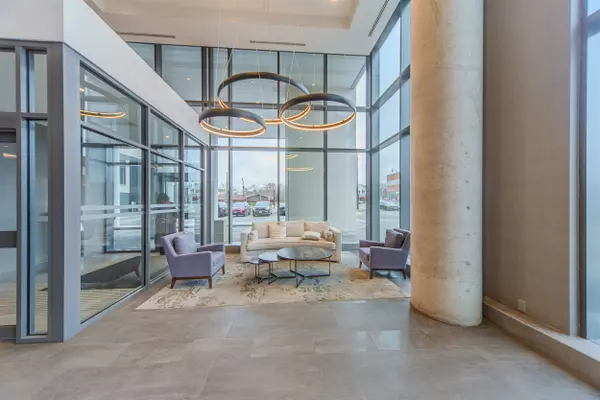 Brampton, ON L6W 0C7,15 Lynch ST #702