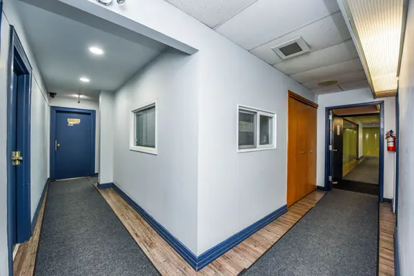 Brampton, ON L6T 1A2,1300 Steeles AVE E #209