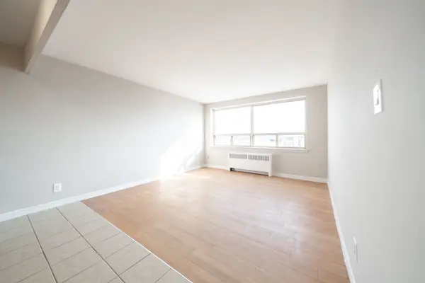 468 Ottawa ST #432D, Hamilton, ON L8H 4A6