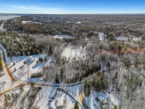 Mcnab/braeside, ON K0A 1G0,00 MCNEILL RD #5