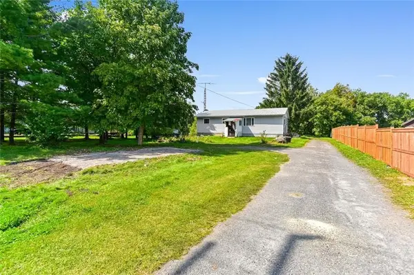 Augusta, ON K0E 1T0,2670 MCINTOSH RD