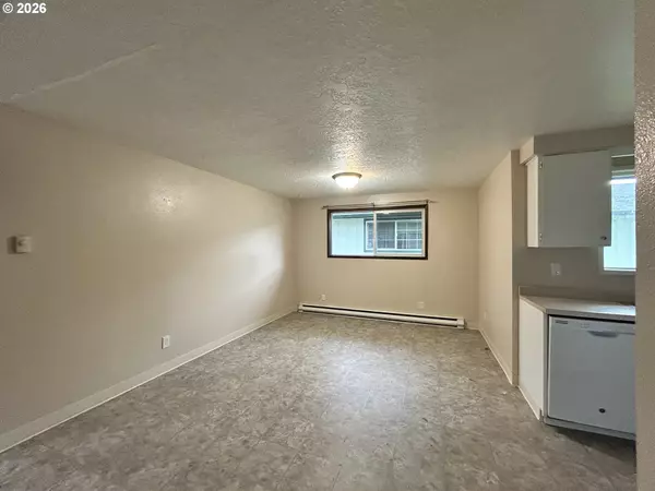 Kelso, WA 98626,1409 BOWMONT AVE