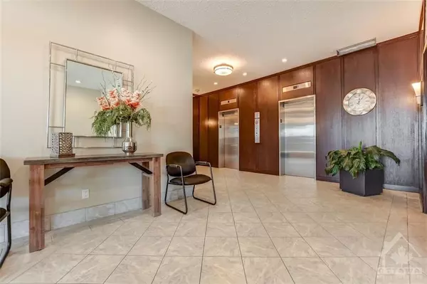 Billings Bridge - Riverside Park And Area, ON K1V 8W6,2951 RIVERSIDE DR #415