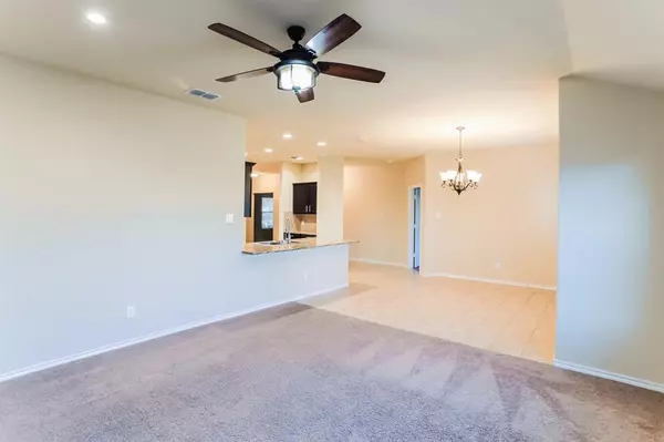 Ponder, TX 76259,522 Cantebury Park Lane