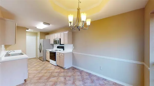 Tyler, TX 75703,5401 Hollytree Drive #1002