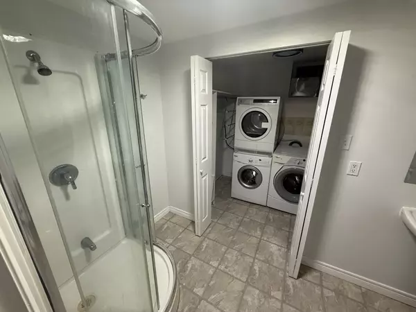 Toronto C13, ON M4A 1N6,82 Elvaston DR #BSMT