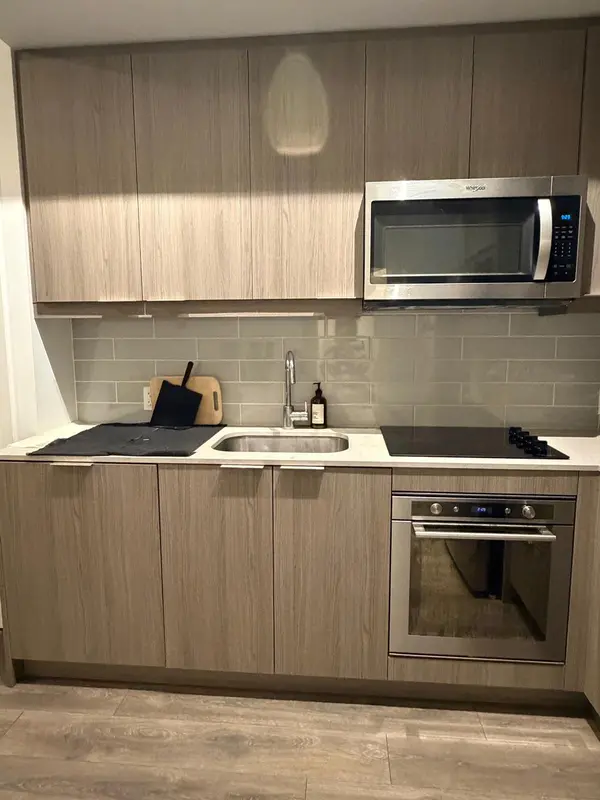 Toronto C15, ON M2J 0H2,32 Forest Manor RD #308