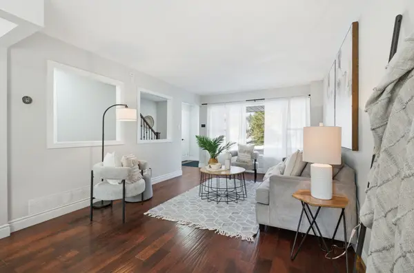 Oshawa, ON L1K 1H9,385 Daytona CT