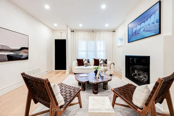 Toronto E03, ON M4J 1P9,295 Strathmore BLVD