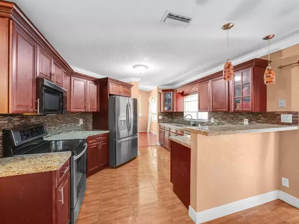 Plantation, FL 33322,10361 NW 11th Ct