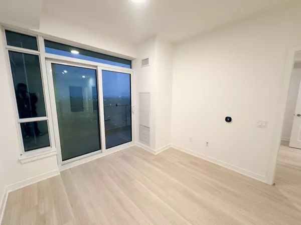 Vaughan, ON L4J 4P8,50 Upper Mall Way N/A #B-2303