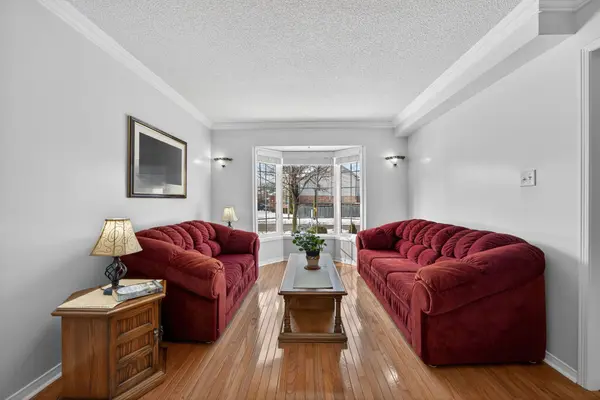 New Tecumseth, ON L0G 1A0,9 Reynolds AVE