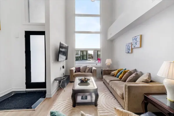 Severn, ON L3V 8M9,3717 Quayside DR