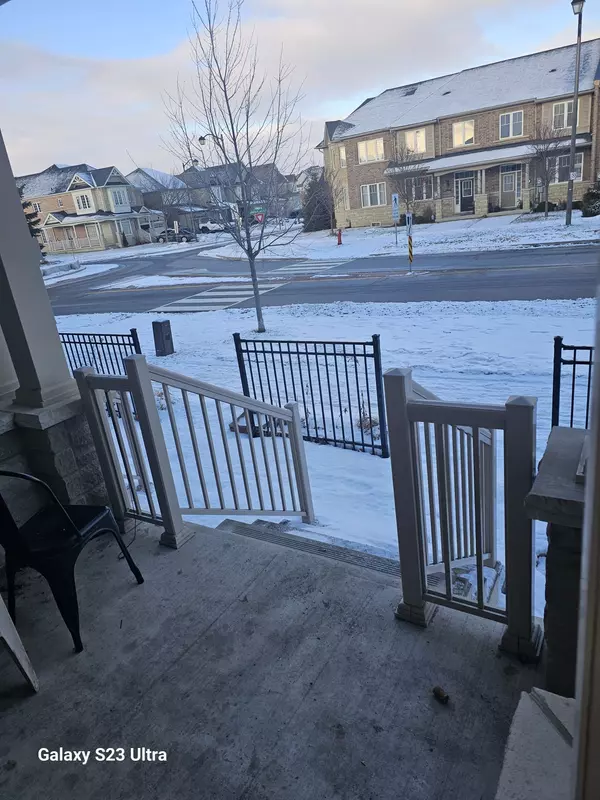 Caledon, ON L7C 2E9,7 Dawn LN