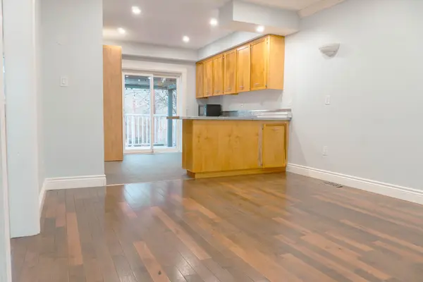 Mississauga, ON L5M 2A3,83 Hammond RD