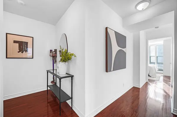 Mississauga, ON L5B 4M1,1 Elm DR W #1005