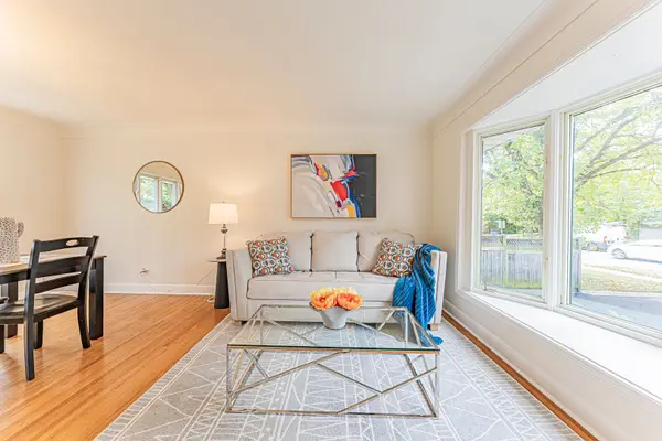 Burlington, ON L7N 2V4,621 Dynes RD