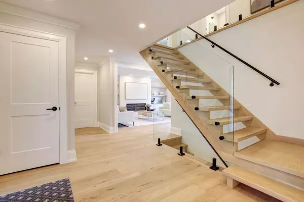 Mississauga, ON L5C 2Z5,981 Valdese DR