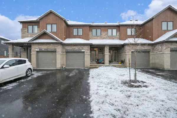 Russell, ON K0A 1W0,93 Richelieu ST