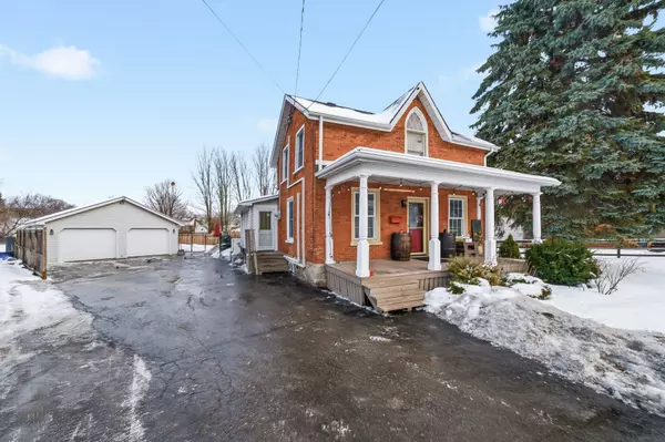 Belleville, ON K8P 1P7,16 Benjamin ST