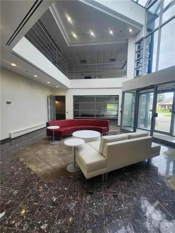 Country Place - Pineglen - Crestview And Area, ON K2E 7T9,17 Auriga DR