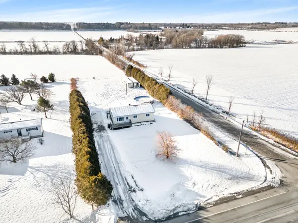 Hawkesbury, ON K0B 1P0,590 COUNTY RD 10 RD