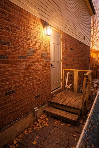 9 Boxdene AVE, Toronto E07, ON M1V 3C9