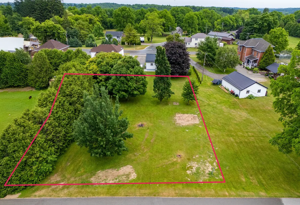 Bayham, ON N5H 2R1,53880 Church ST