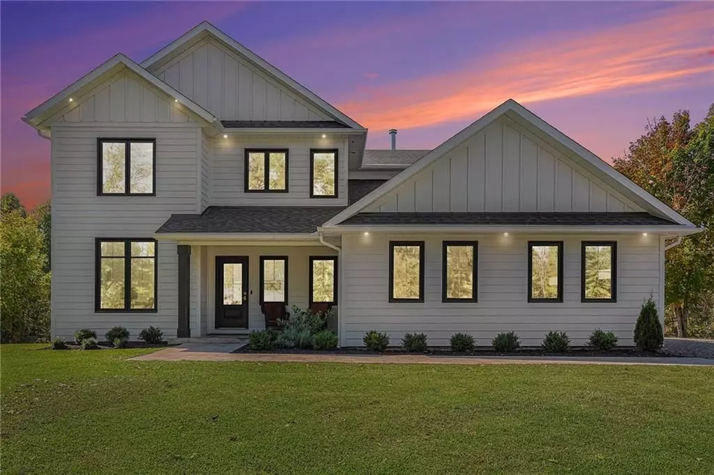 Rideau Lakes, ON K7A 4S5,49 AUTUMN DR