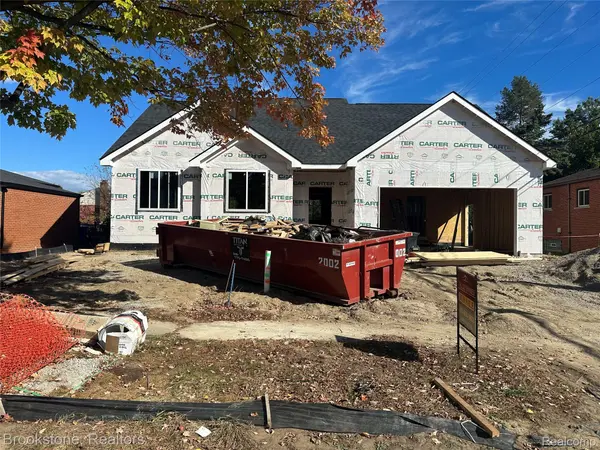 Warren, MI 48092,32930 Chalfonte DR