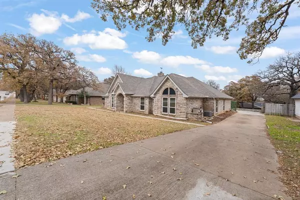 Burleson, TX 76028,225 SW Alsbury Boulevard