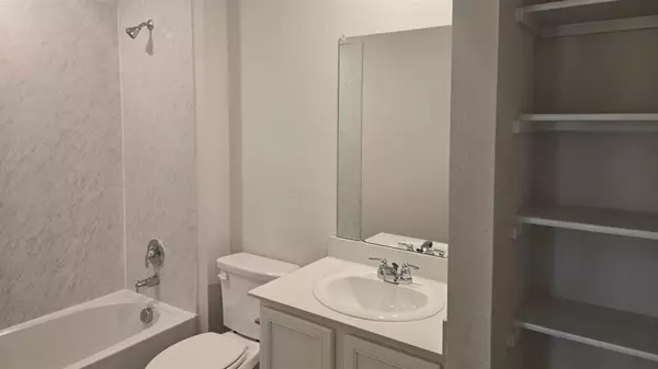 904 Jefferson Way, Sherman, TX 75090