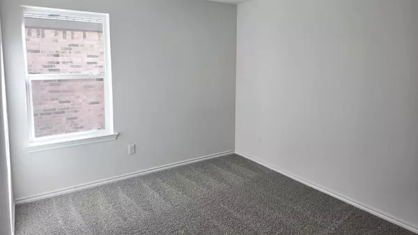 Sherman, TX 75090,904 Jefferson Way