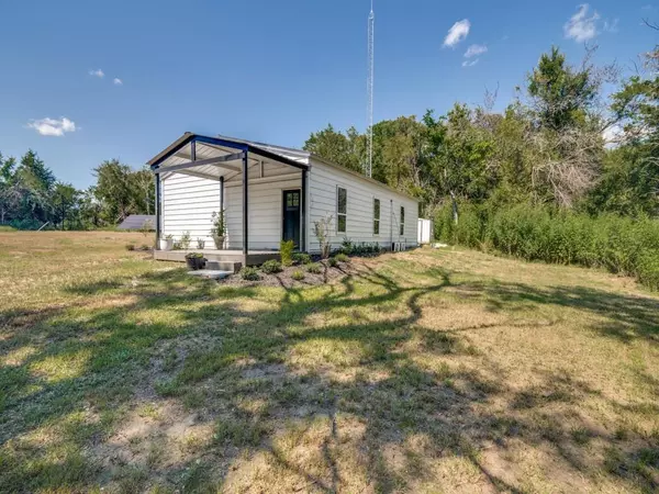 Terrell, TX 75161,7064 County Road 131a