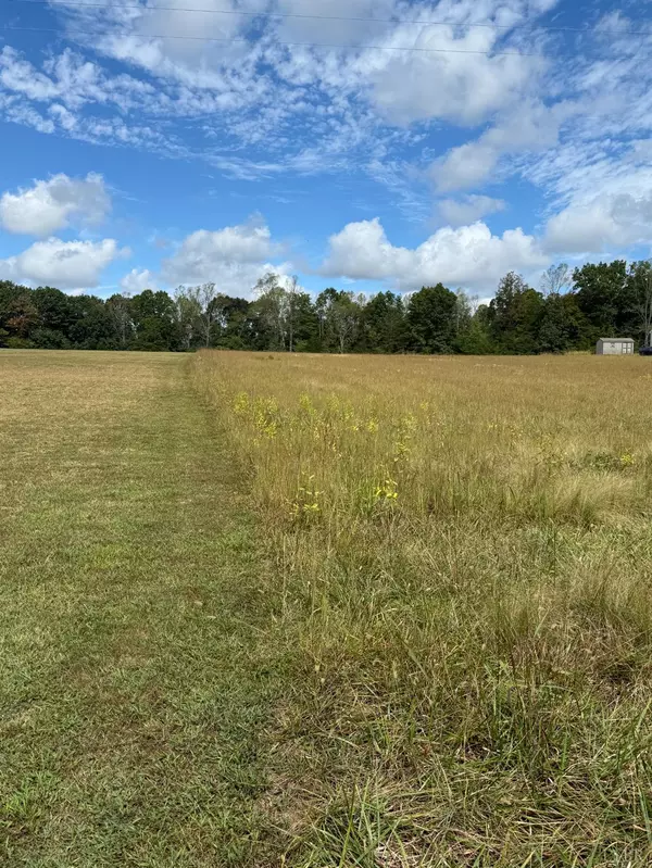 Huddleston, VA 24104,0 Smith Mountain Lake Pkwy