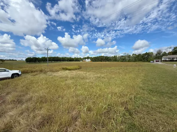 Huddleston, VA 24104,0 Smith Mountain Lake Pkwy