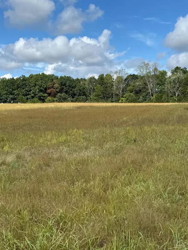 Huddleston, VA 24104,0 Smith Mountain Lake Pkwy