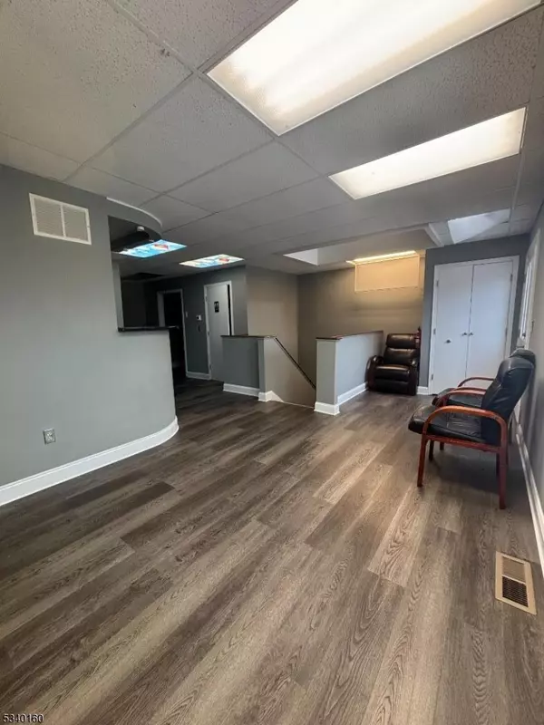 Piscataway Twp., NJ 08854,216 Stelton Rd