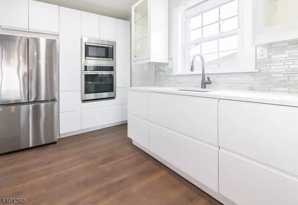 Lyndhurst Twp., NJ 07071,34 Kearney St