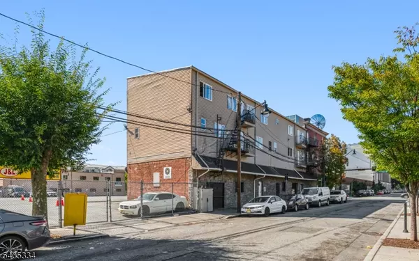 Newark City, NJ 07102,218 Mulberry St