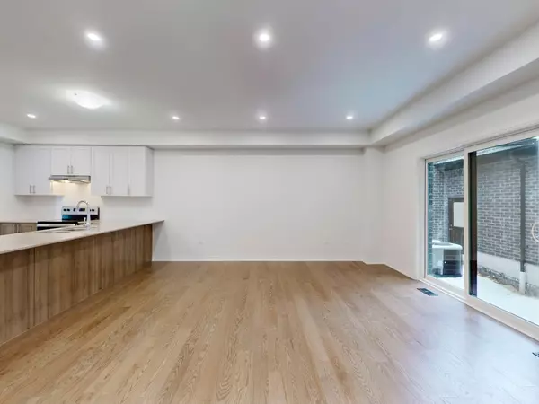 Whitby, ON L1P 0H6,237 Coronation RD