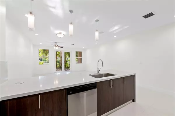 Fort Lauderdale, FL 33315,1432 SW 4th Ave #1432