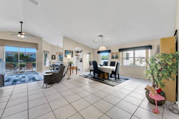 Weston, FL 33331,4017 Sapphire Ln