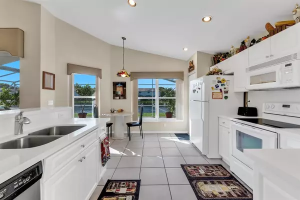 Weston, FL 33331,4017 Sapphire Ln