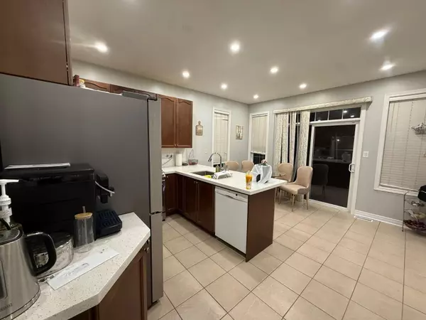 Brampton, ON L6R 0E9,16 Serences WAY