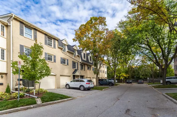 Burlington, ON L7S 1E9,1357 ONTARIO ST #23