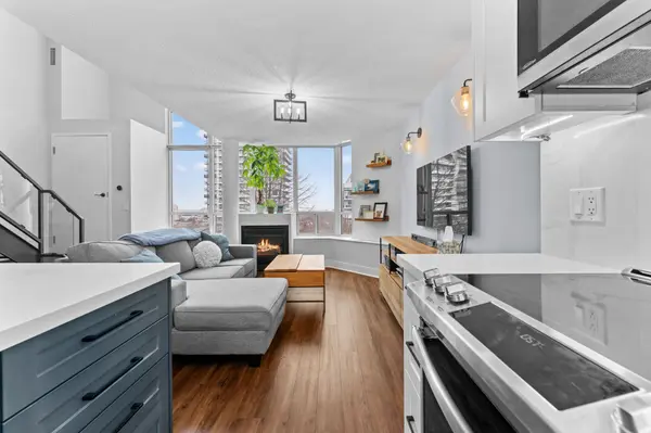 Toronto W06, ON M8Y 4G8,250 Manitoba ST #637